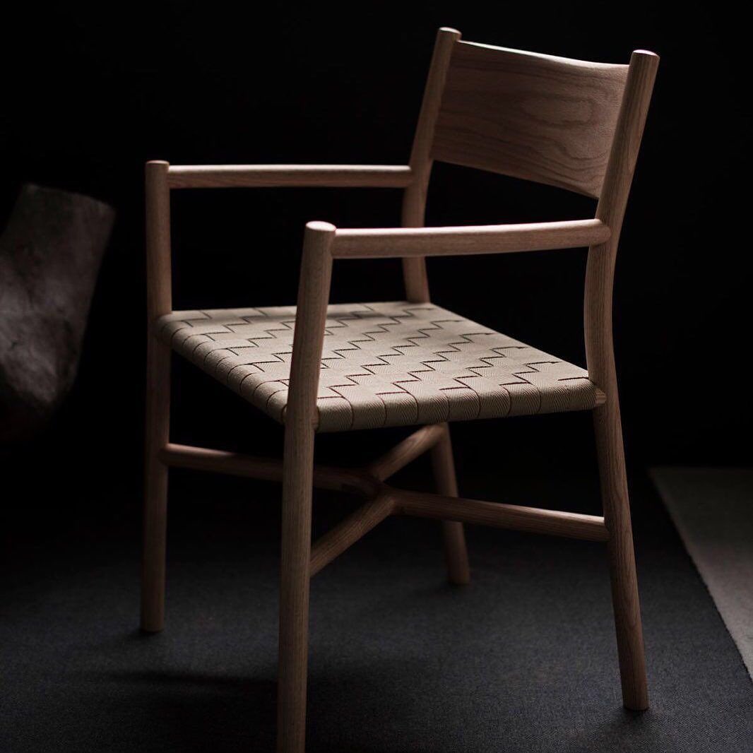 armchair les vrais ariake black