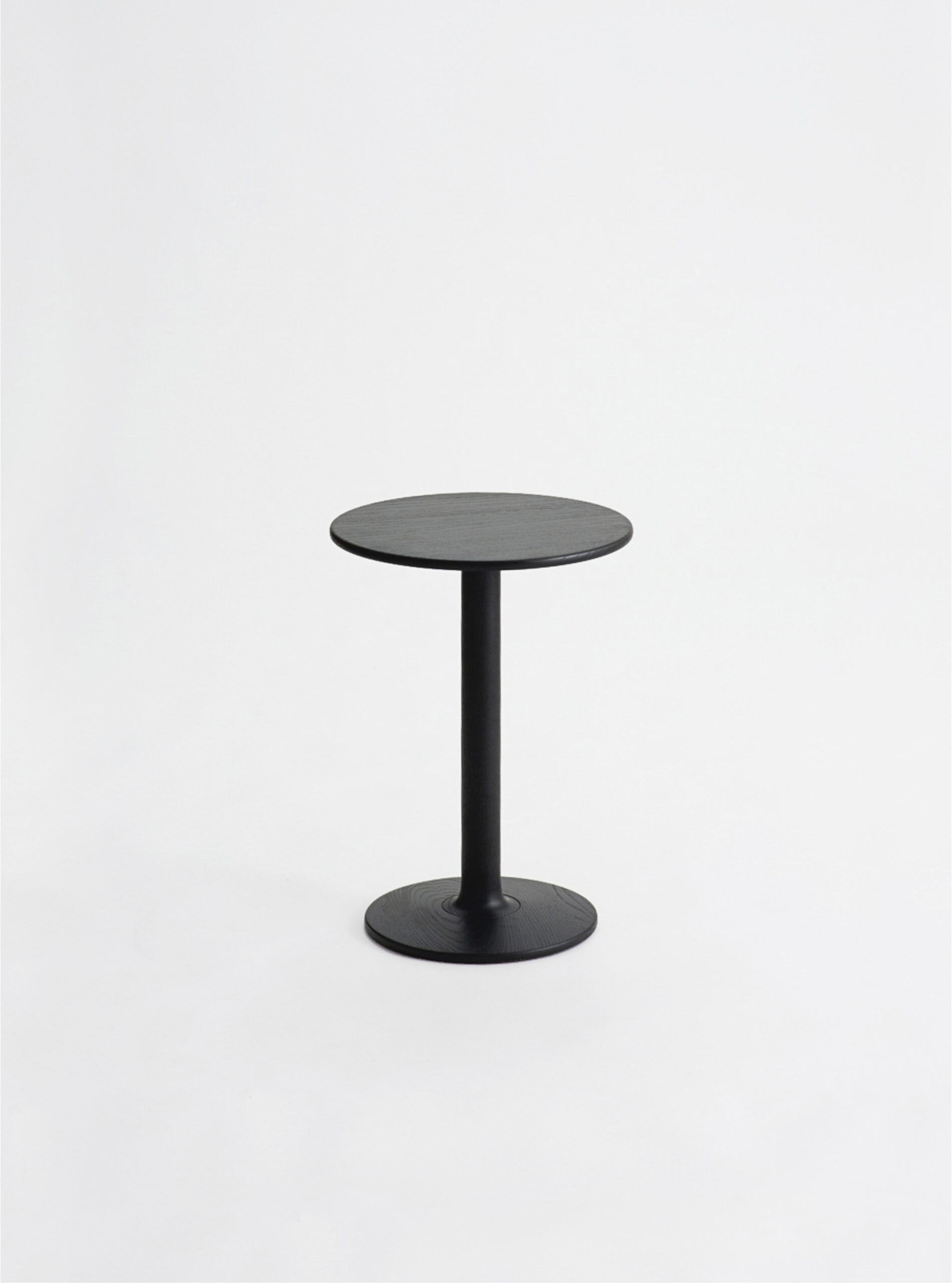 Taio side table & Voll Les furniture