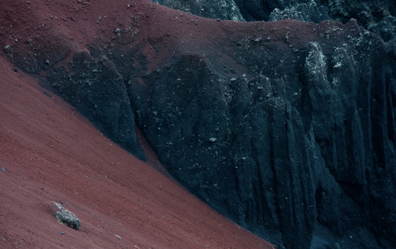 Red and black lava along Jokulsargrjifur volcano, Iceland